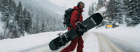 Holiday Sale: 30% auf Snowboards, Oberbekleidung und mehr