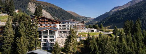 HOFER REISEN Österreich: Bergurlaub und Entspannung ab 199 Euro